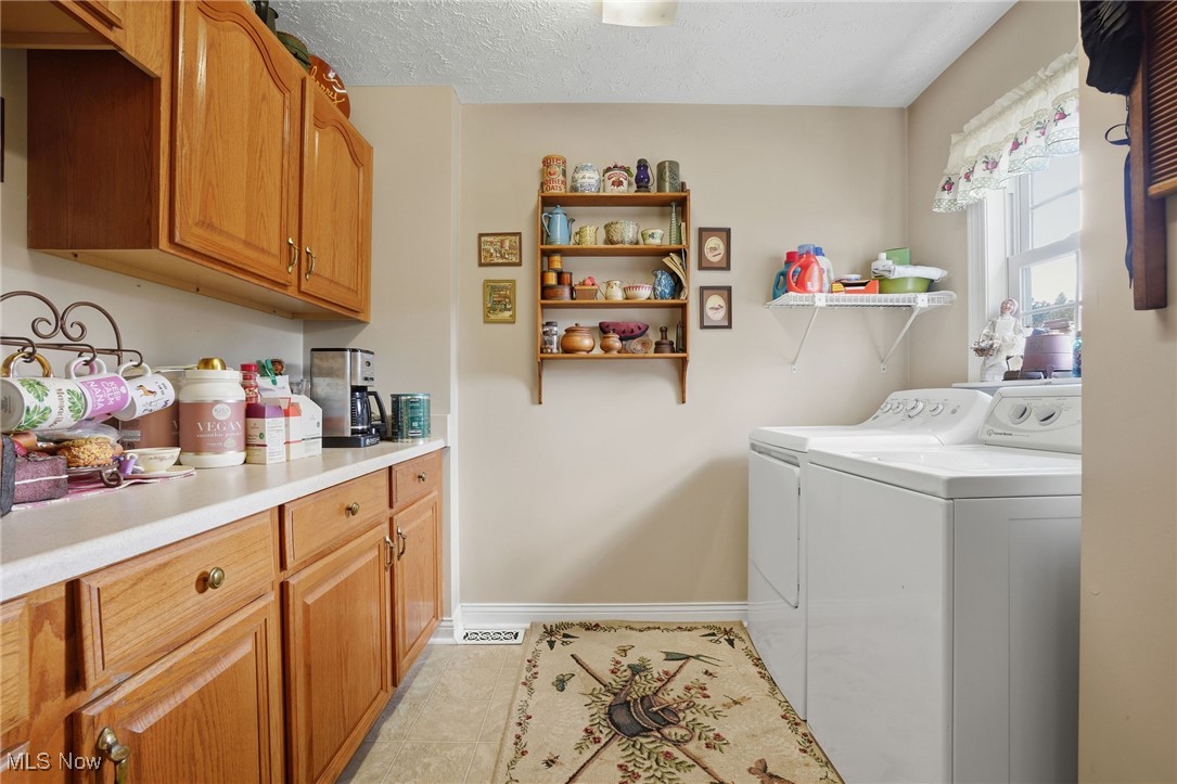 11800 Bass Lake Road Chardon OH 44024