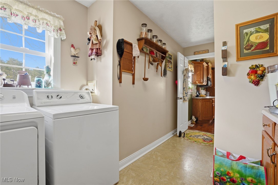 11800 Bass Lake Road Chardon OH 44024