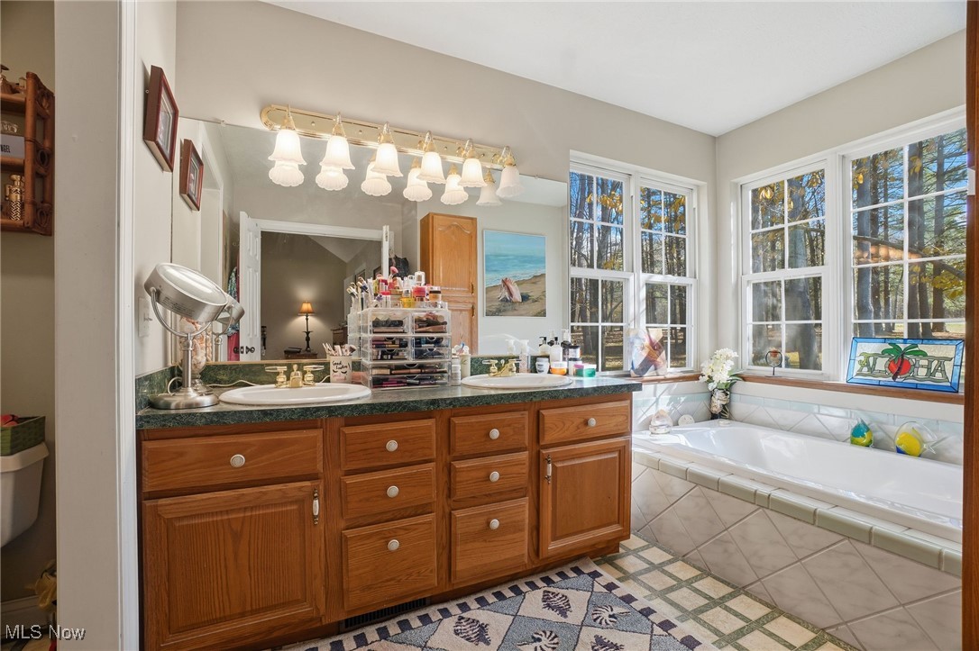 11800 Bass Lake Road Chardon OH 44024