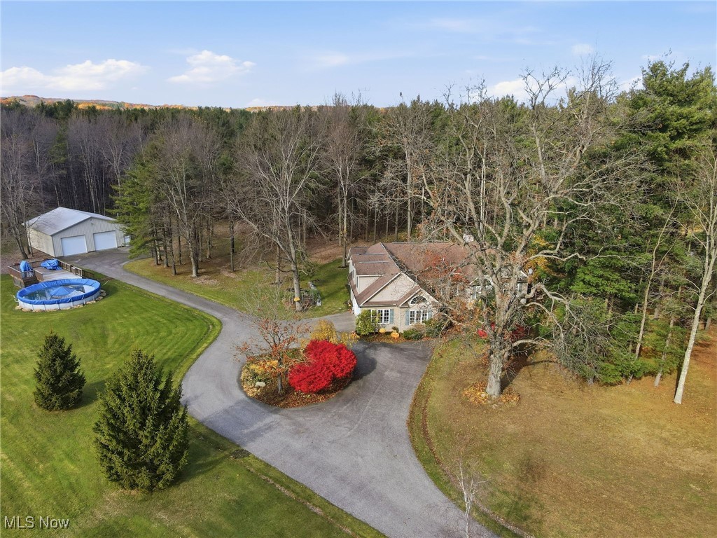 11800 Bass Lake Road Chardon OH 44024