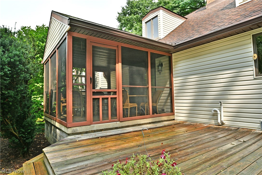 9540 Falcon Trak NE Warren OH 44484