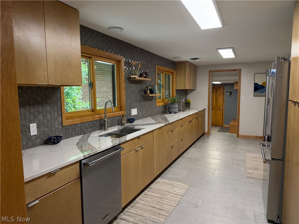 1510 Brookview Drive Salem OH 44460