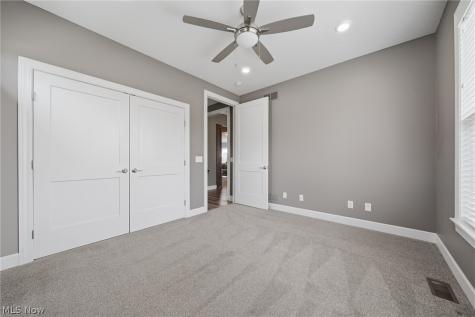 8872 Scotsbury Glen Street NW Massillon OH 44646