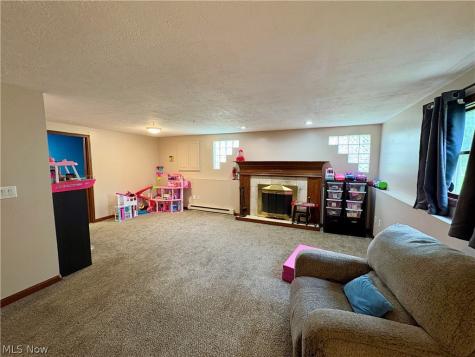 126 Valley Forge Circle Elyria OH 44035
