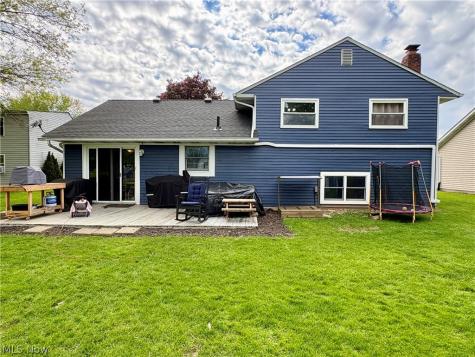 126 Valley Forge Circle Elyria OH 44035