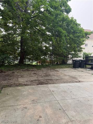 240 E Miller Avenue Akron OH 44301