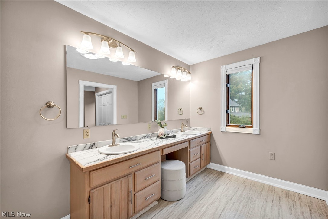 1118 Lake Martin Drive Kent OH 44240