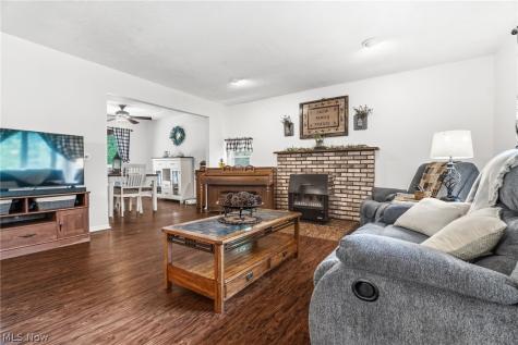 7910 Burkey Road NW North Canton OH 44720