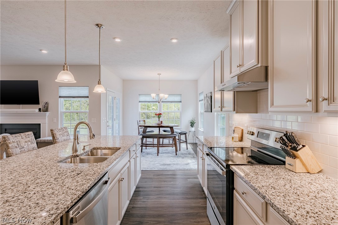 9049 Winfield Lane North Ridgeville OH 44039