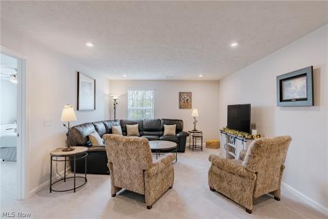 9049 Winfield Lane North Ridgeville OH 44039