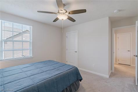 9049 Winfield Lane North Ridgeville OH 44039