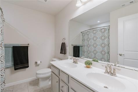 9049 Winfield Lane North Ridgeville OH 44039