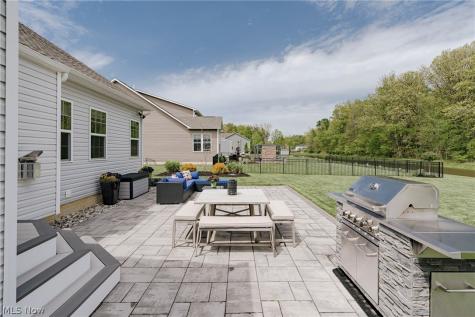 9049 Winfield Lane North Ridgeville OH 44039