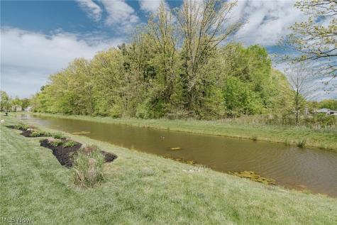 9049 Winfield Lane North Ridgeville OH 44039