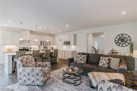 9049 Winfield Lane North Ridgeville OH 44039