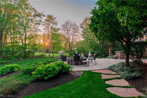 520 Bristol Drive Aurora OH 44202