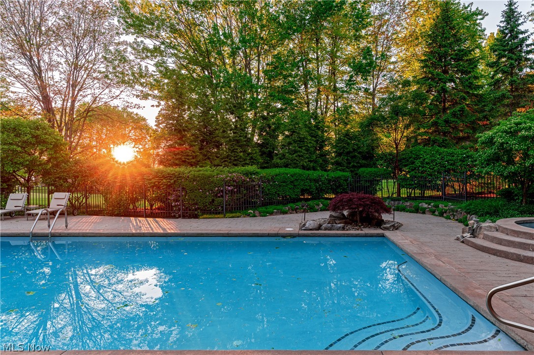 520 Bristol Drive Aurora OH 44202