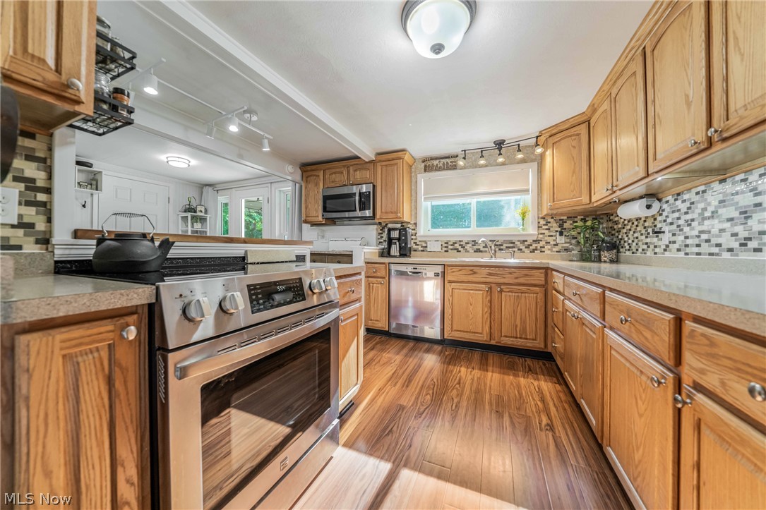 543 N Lake Street Madison OH 44057