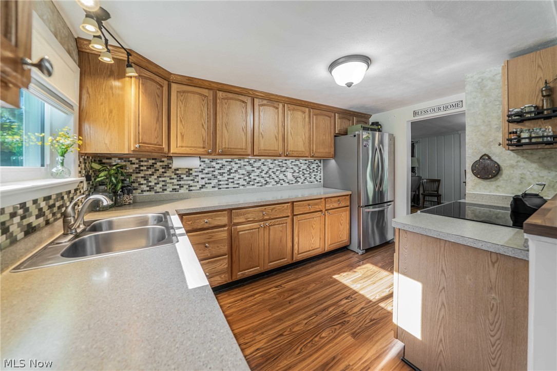 543 N Lake Street Madison OH 44057