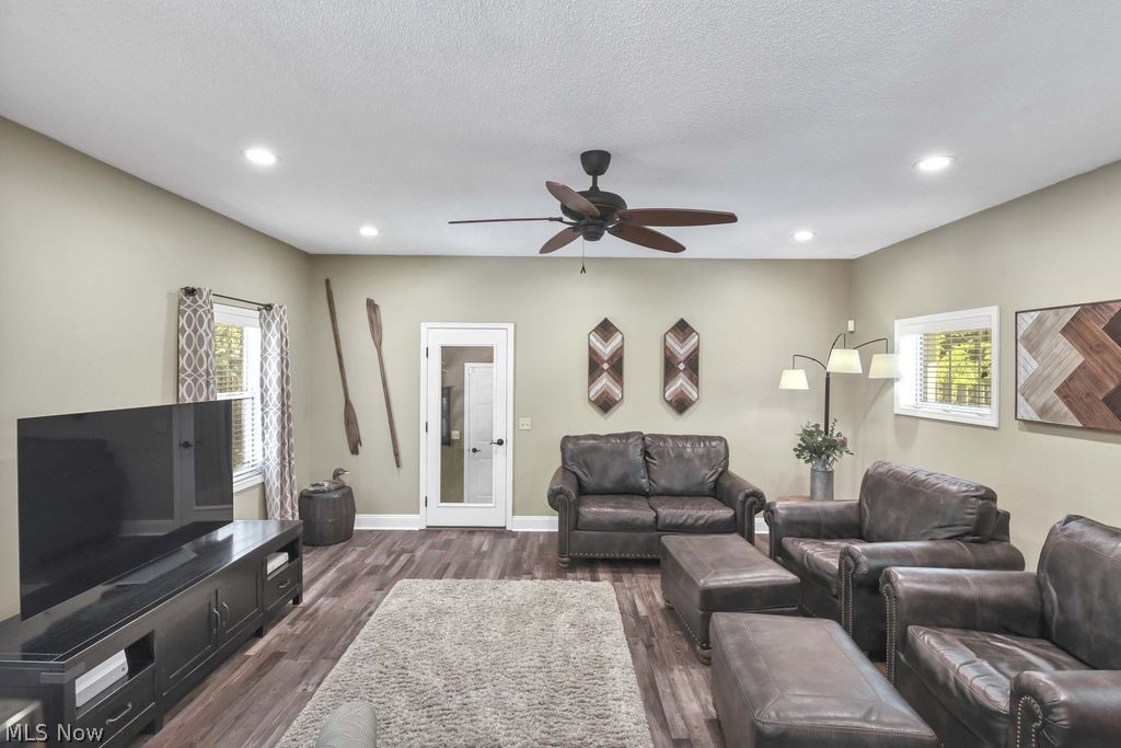 24164 Smith Avenue Westlake OH 44145