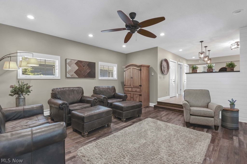 24164 Smith Avenue Westlake OH 44145