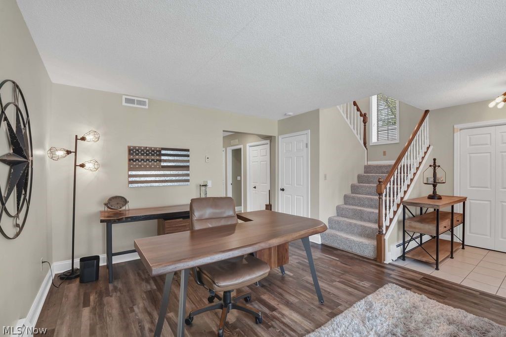24164 Smith Avenue Westlake OH 44145