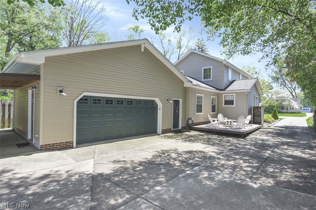24164 Smith Avenue Westlake OH 44145