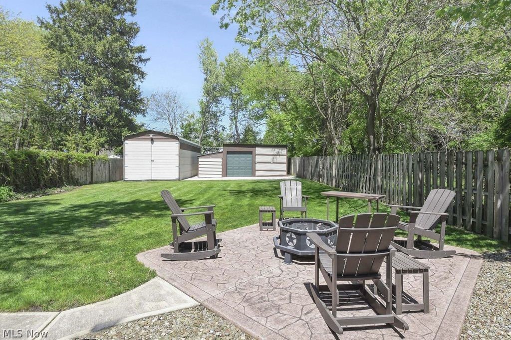 24164 Smith Avenue Westlake OH 44145