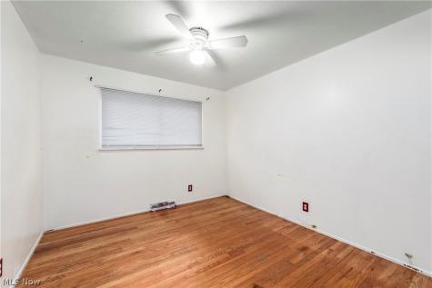 902 Colonel Drive Cleveland OH 44109