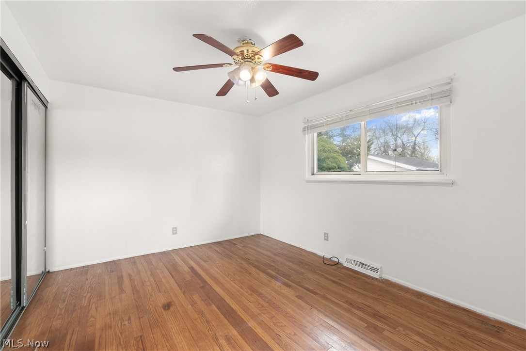 902 Colonel Drive Cleveland OH 44109