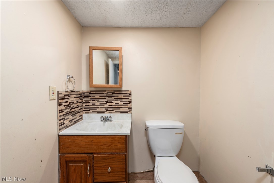 902 Colonel Drive Cleveland OH 44109