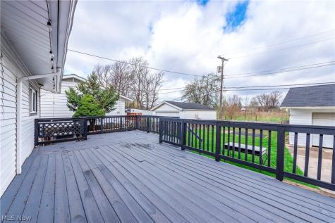 902 Colonel Drive Cleveland OH 44109