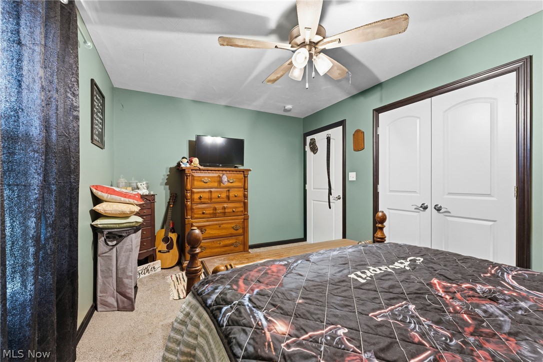 4588 S Elyria Road Shreve OH 44676
