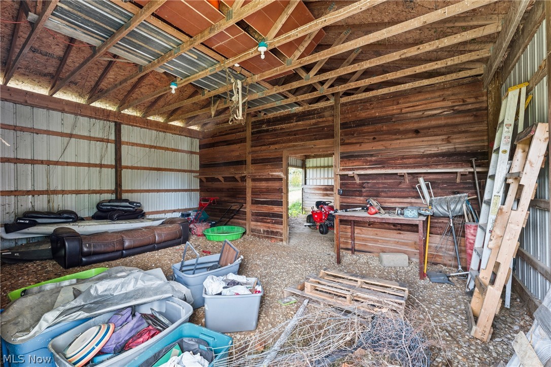 4588 S Elyria Road Shreve OH 44676
