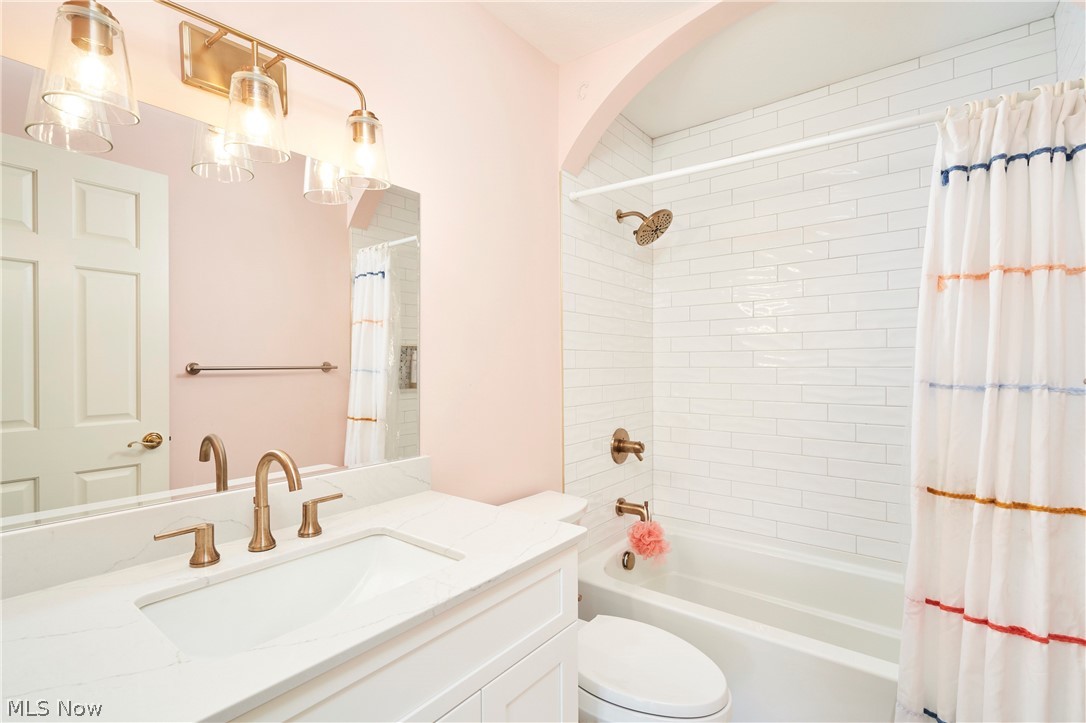 2120 Albertson Parkway Cuyahoga Falls OH 44223