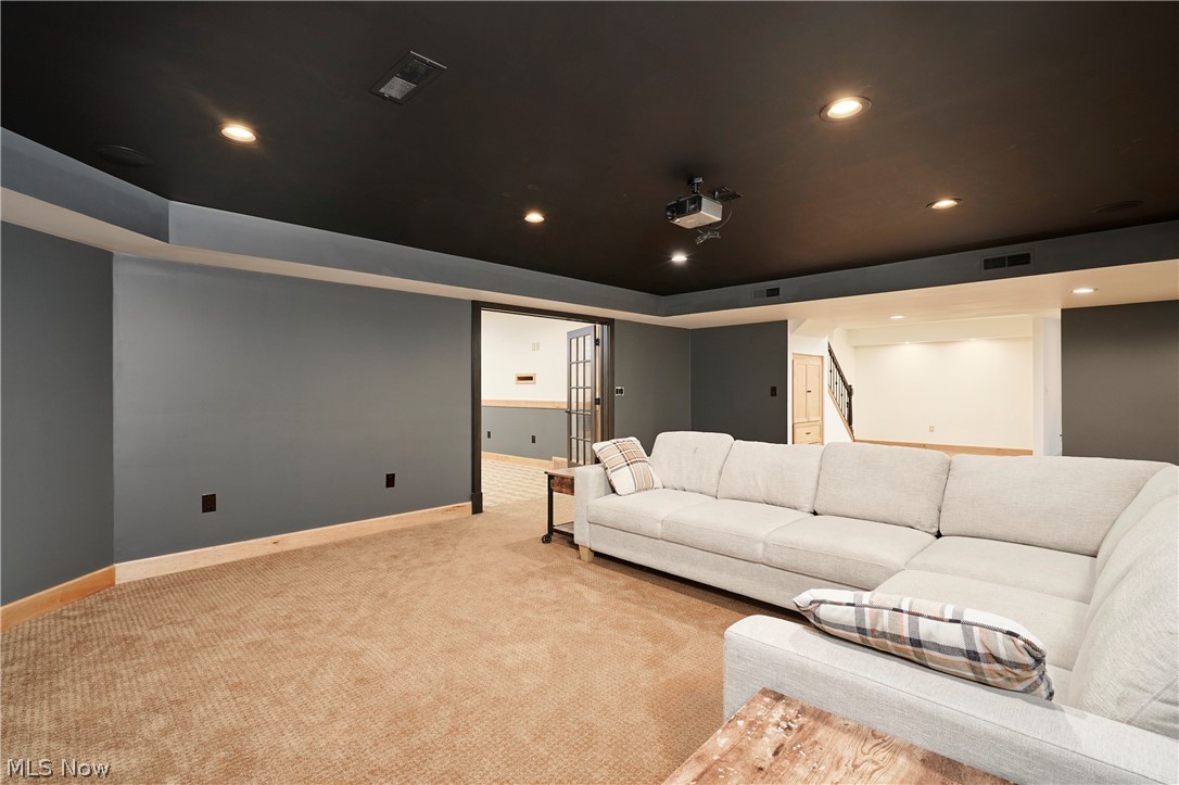 2120 Albertson Parkway Cuyahoga Falls OH 44223