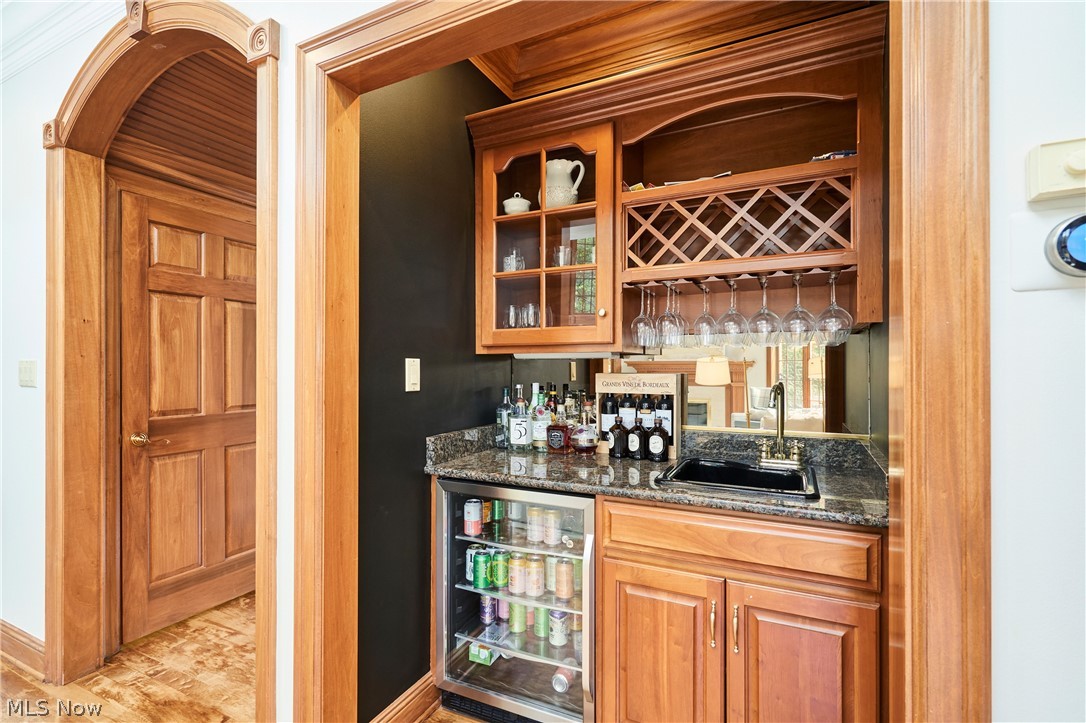 2120 Albertson Parkway Cuyahoga Falls OH 44223