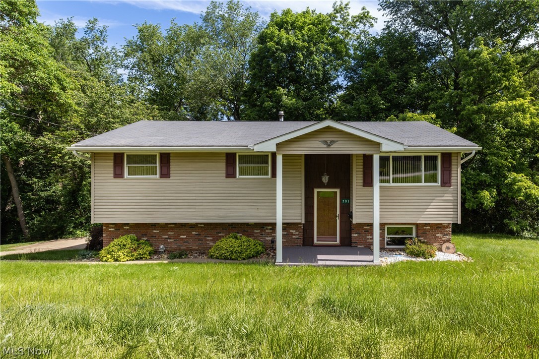 791 N Overlook Drive Wintersville OH 43953