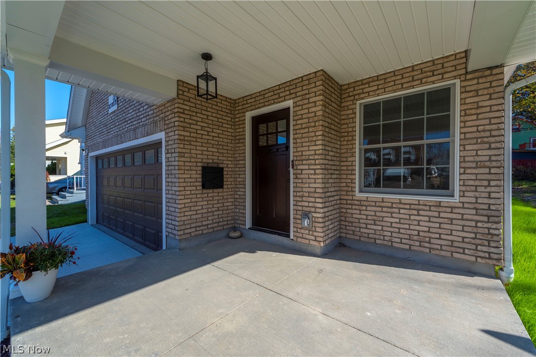 924 Greyton Cleveland Heights OH 44112