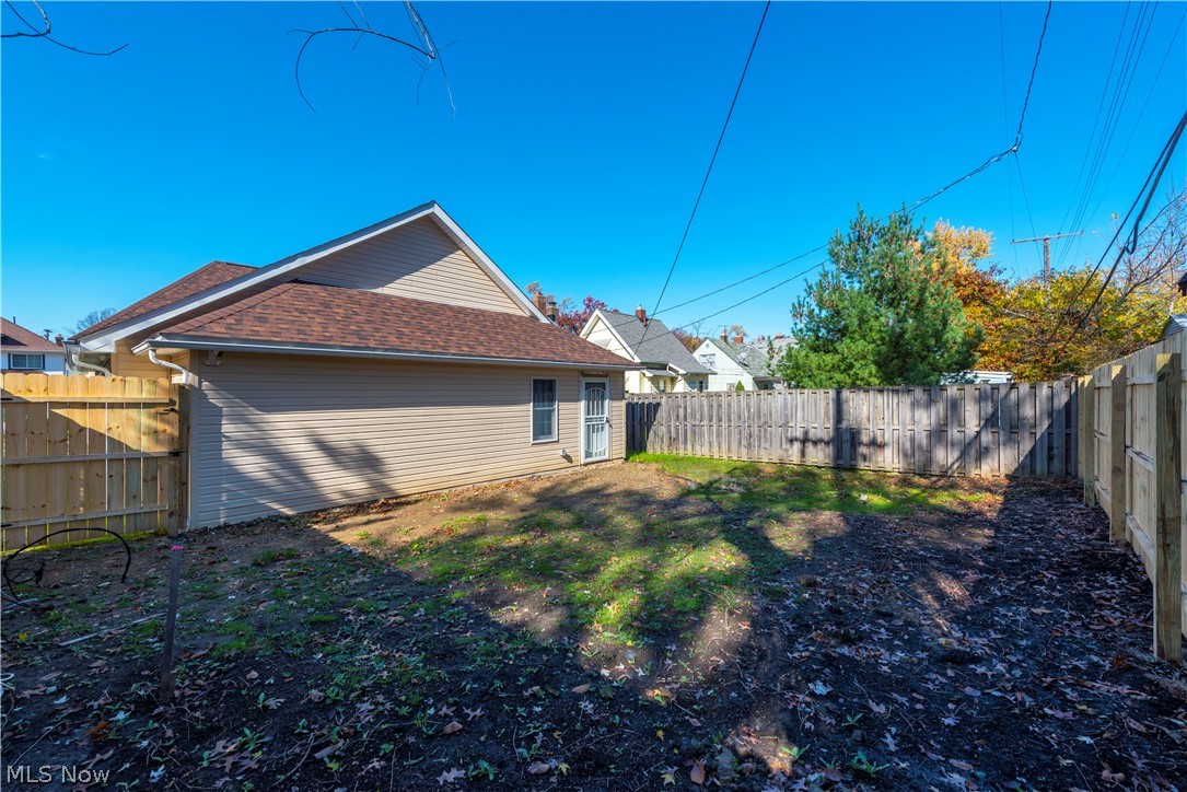 924 Greyton Cleveland Heights OH 44112