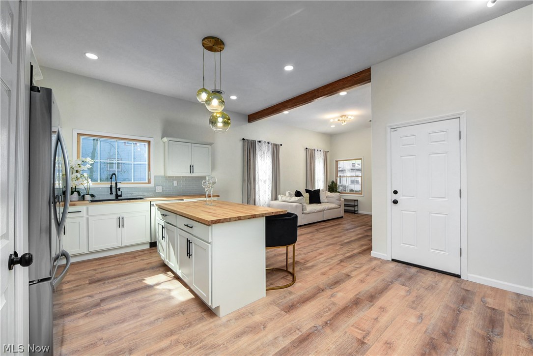 924 Greyton Cleveland Heights OH 44112