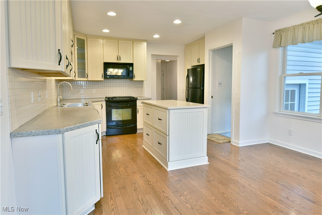 2613 Cadwallader Sonk Road Cortland OH 44410