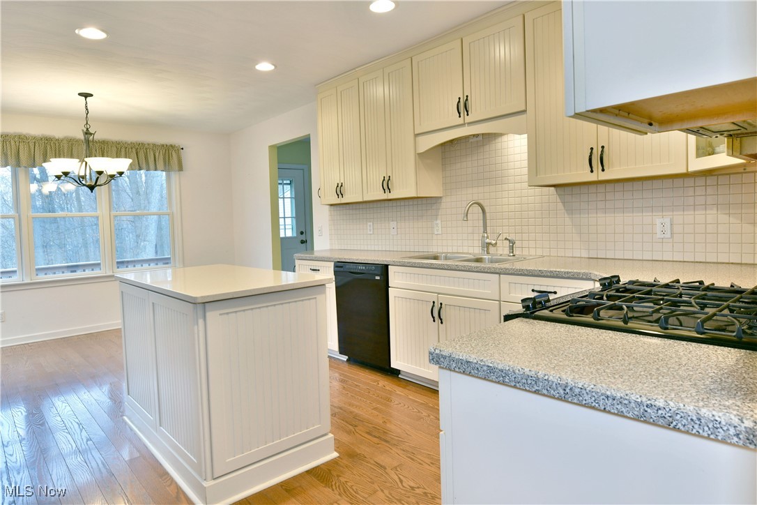 2613 Cadwallader Sonk Road Cortland OH 44410