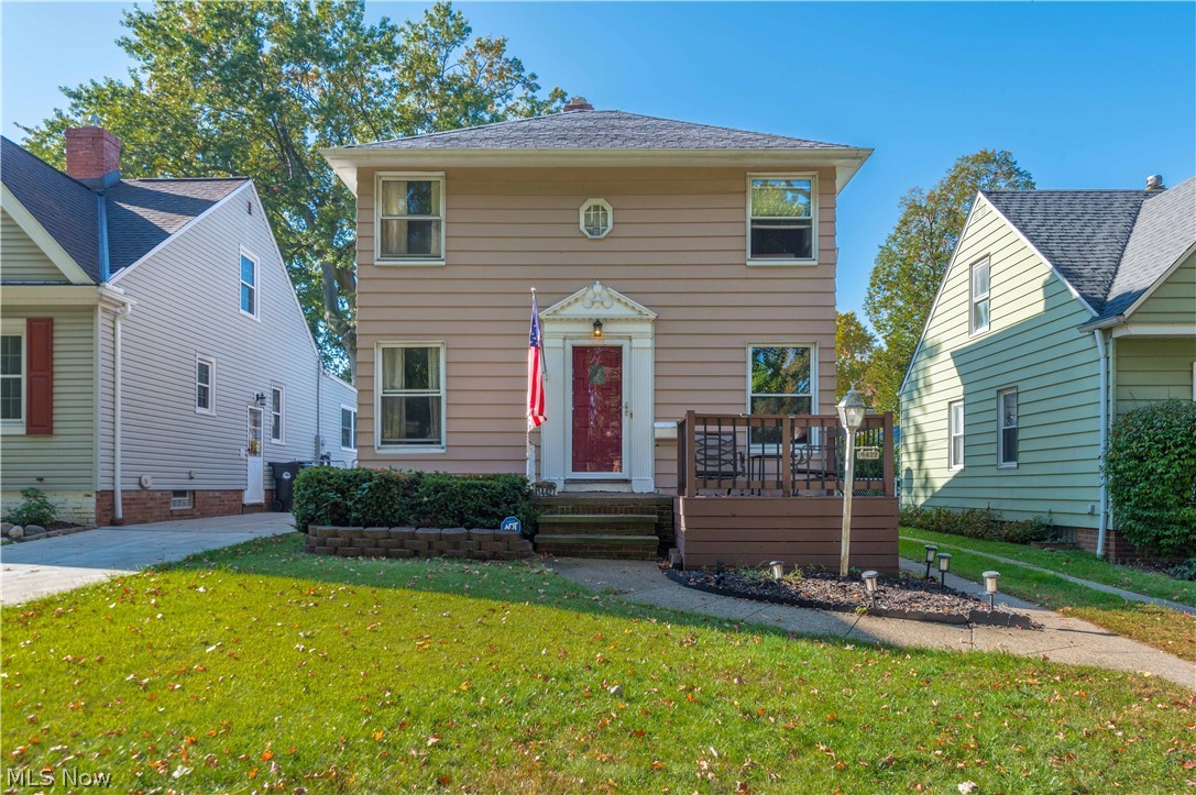 14427 Hollywood Avenue Cleveland OH 44111