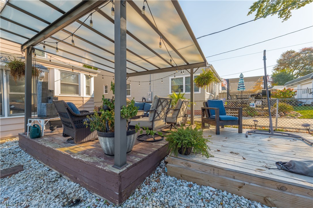 14427 Hollywood Avenue Cleveland OH 44111