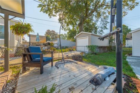 14427 Hollywood Avenue Cleveland OH 44111