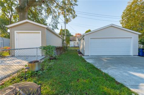 14427 Hollywood Avenue Cleveland OH 44111