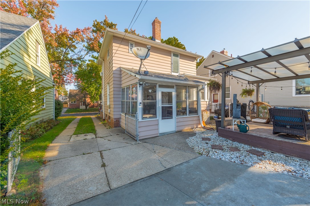 14427 Hollywood Avenue Cleveland OH 44111