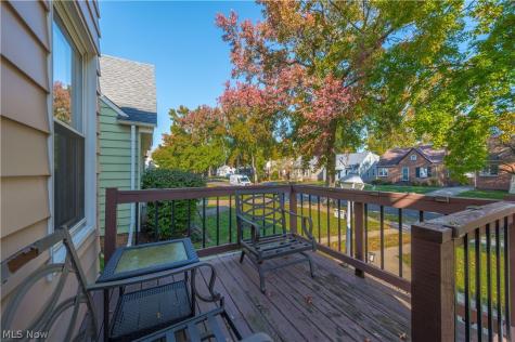 14427 Hollywood Avenue Cleveland OH 44111