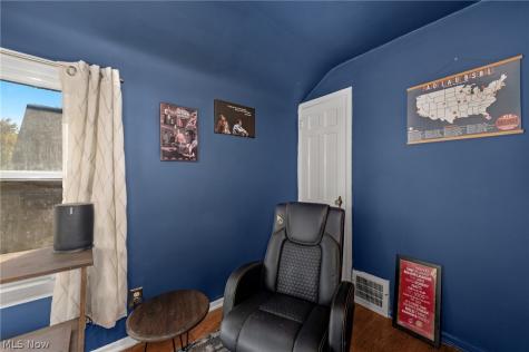 14427 Hollywood Avenue Cleveland OH 44111